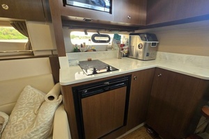 35ft Sea Ray Yacht For Sale