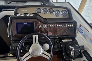 35ft Sea Ray Yacht For Sale