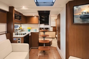 35ft Sea Ray Yacht For Sale