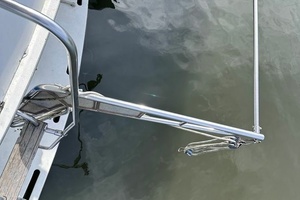 WALKING ON WATER 43ft Hatteras Yacht For Sale