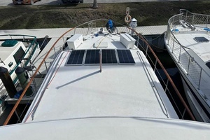 WALKING ON WATER 43ft Hatteras Yacht For Sale