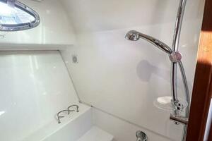 BELLA FAMIGLIA 32ft Back Cove Yacht For Sale