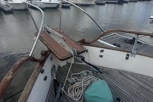 Pond Lily 32ft Grand Banks Yacht For Sale
