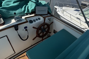 Pond Lily 32ft Grand Banks Yacht For Sale