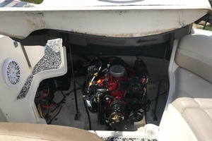 26ft Chaparral Yacht For Sale