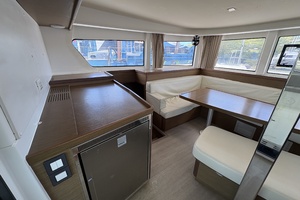 Apres Sail 42ft Lagoon Yacht For Sale