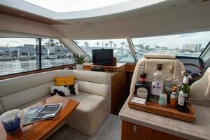 2012 Riviera 50 Sport Yacht thumbnail 15