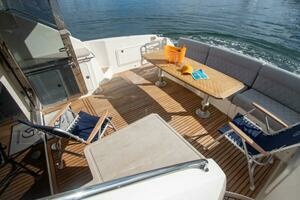 2012 Riviera 50 Sport Yacht thumbnail 17