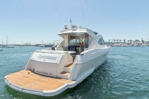 2012 Riviera 50 Sport Yacht thumbnail 32