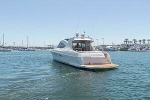 2012 Riviera 50 Sport Yacht thumbnail 31