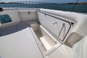 42FT (12.8M) MAG BAY