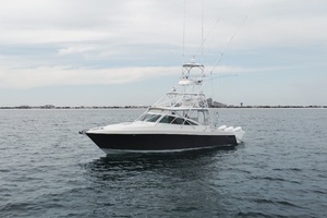 2011 Contender 40 Express