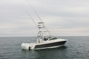 2011 Contender 40 Express