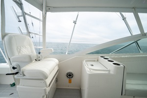 2011 Contender 40 Express