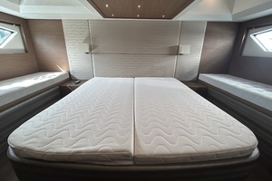 50FT (15.24M) BENETEAU