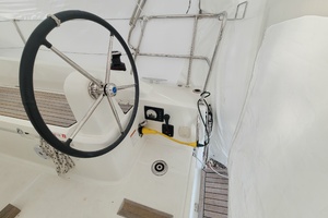 Earling 30ft Beneteau Yacht For Sale