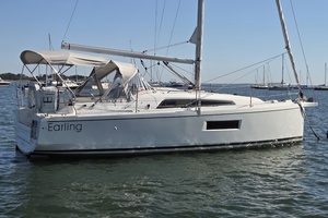 Earling 30ft Beneteau Yacht For Sale