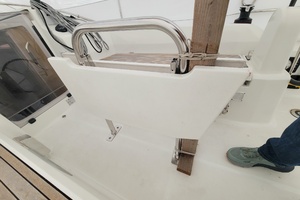 Earling 30ft Beneteau Yacht For Sale