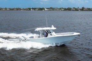 2021 Sea Fox 368 Commander thumbnail 19
