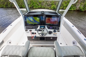 2021 Sea Fox 368 Commander thumbnail 6