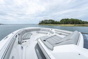 2023 Pursuit S 428 Sport thumbnail 16