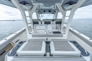 2023 Pursuit S 428 Sport thumbnail 24