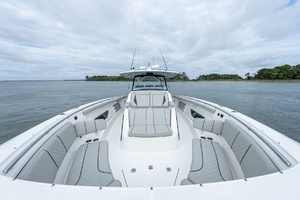 2023 Pursuit S 428 Sport thumbnail 17
