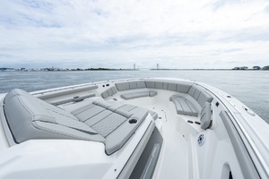 2023 Pursuit S 428 Sport thumbnail 18
