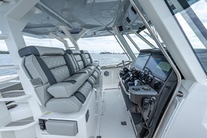 2023 Pursuit S 428 Sport thumbnail 27