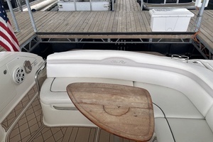 2010 Sea Ray 370 Sundancer thumbnail 18