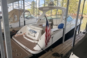 2010 Sea Ray 370 Sundancer thumbnail 3