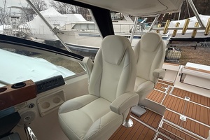 WRANGLER 34ft Pursuit Yacht For Sale