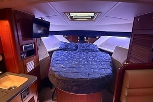 WRANGLER 34ft Pursuit Yacht For Sale