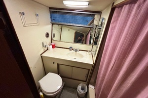 42ft Chris Craft Yacht For Sale