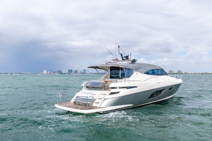 2024 Riviera 6000 SPORT YACHT thumbnail 9