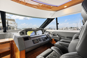 2024 Riviera 6000 SPORT YACHT thumbnail 59