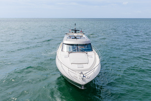 2024 Riviera 6000 SPORT YACHT thumbnail 6