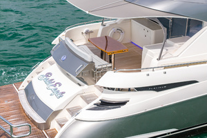 2024 Riviera 6000 SPORT YACHT thumbnail 13