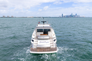 2024 Riviera 6000 SPORT YACHT thumbnail 10