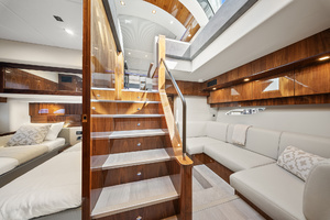 2024 Riviera 6000 SPORT YACHT thumbnail 78