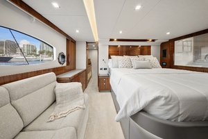 2024 Riviera 6000 SPORT YACHT thumbnail 88