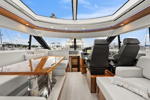 2024 Riviera 6000 SPORT YACHT thumbnail 66