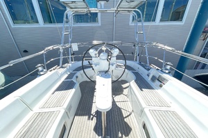 Short Horizon 42ft Beneteau Yacht For Sale