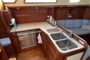 1990 Sabre 38 MK II thumbnail 10