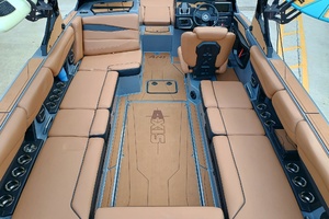 24ft Axis Yacht For Sale