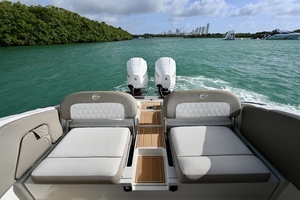 2020 Crownline Eclipse E 305 XS thumbnail 11