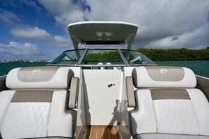 2020 Crownline Eclipse E 305 XS thumbnail 23