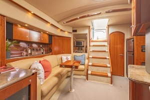 2008 Cruisers Yachts 460 Express thumbnail 6