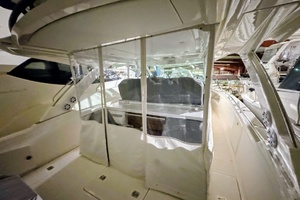 38FT (11.58M) TIARA YACHTS