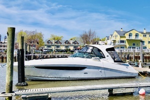 2017 Sea Ray Sundancer 370 thumbnail 2